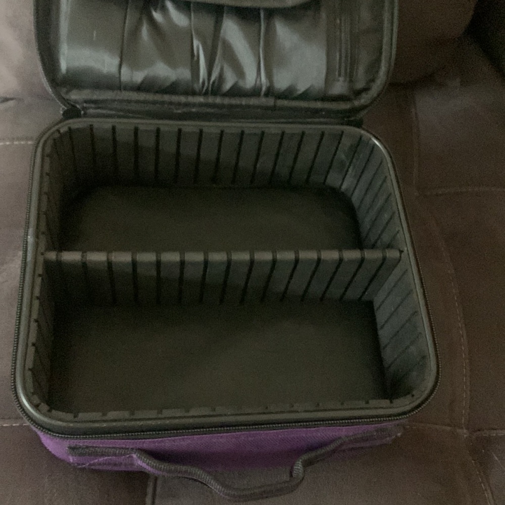 Make Up Case - image 8